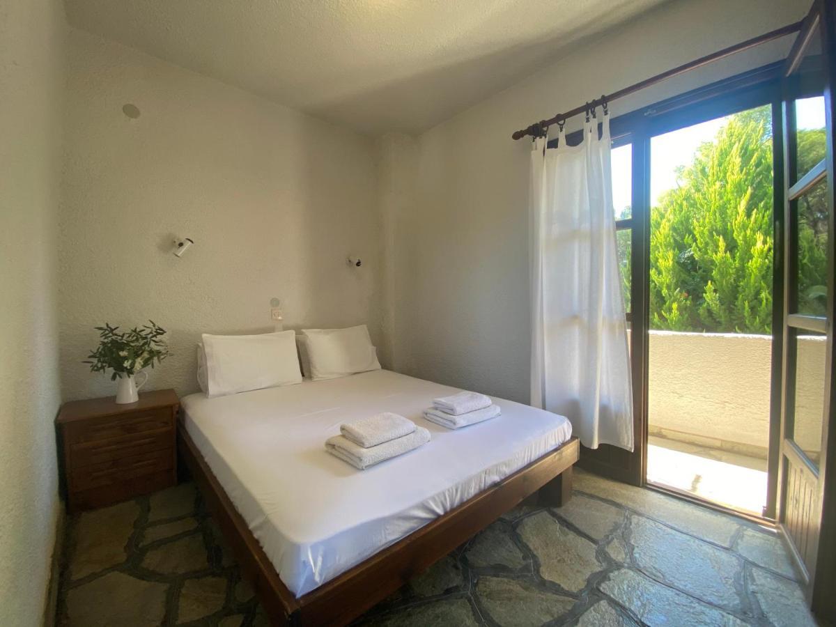 Ta Pefka Apartment Nikiti  Ngoại thất bức ảnh